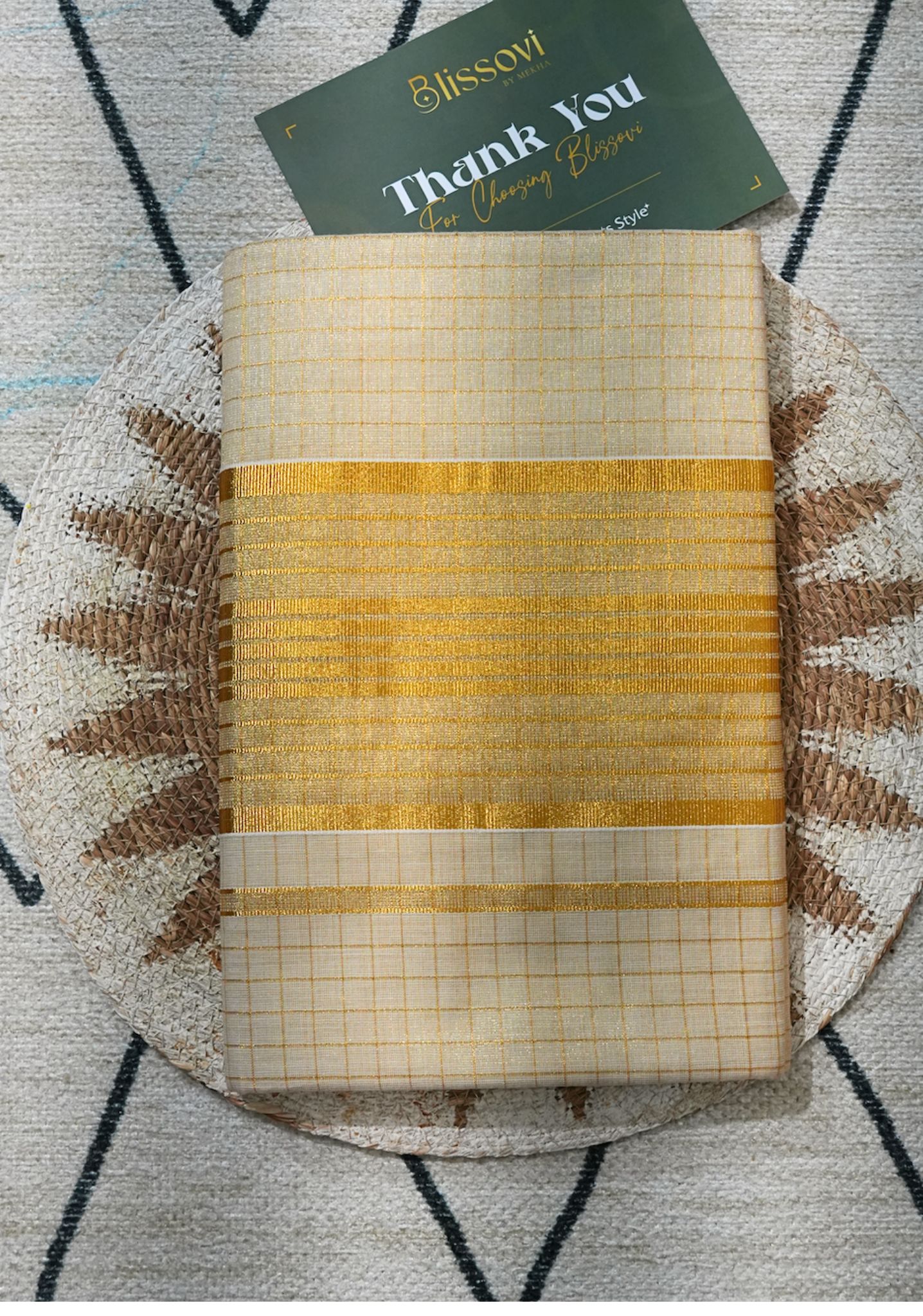 Swarna Jaal Kasavu Tissue Saree